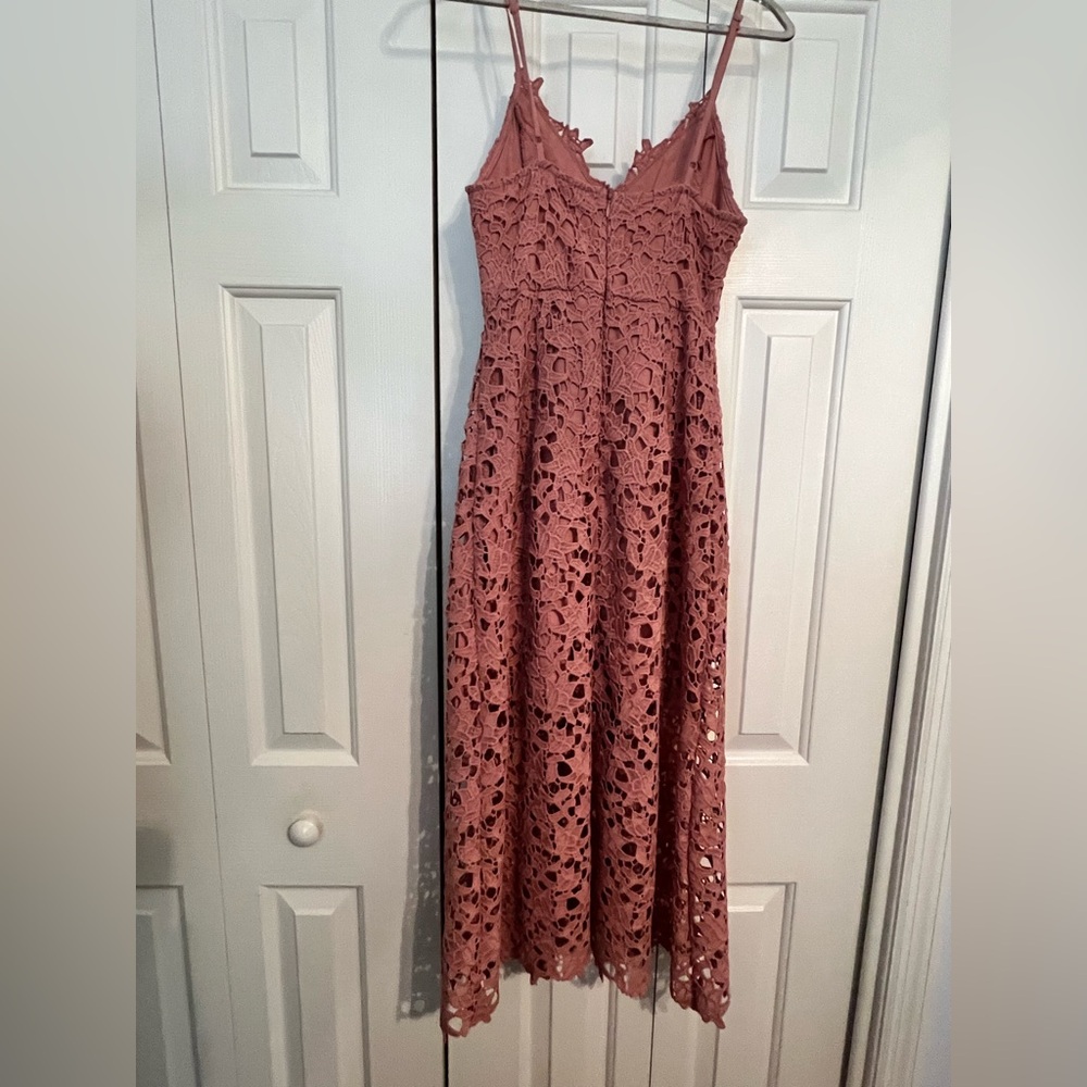 Astr Pink Lace Midi Dress with Spaghetti Straps - Picture 7 of 8
